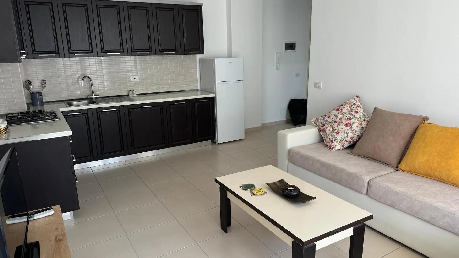 Grand Europa Resort Apartment Velipoje 0*,