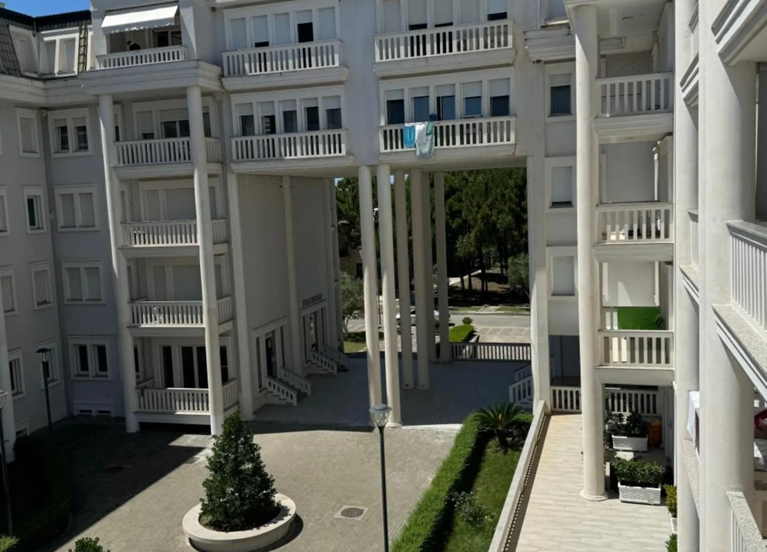 Grand Europa Resort Apartment Velipoje